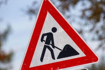 B8 in Dinslaken: Wanderbaustelle wird Verkehr beeinträchtigen