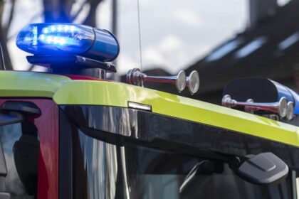 Feuerwehr Hünxe rettet eingeklemmten Kater Carlos