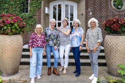 Kinder über 30 Jahre alt: Krabbelgruppe trifft sich heute noch