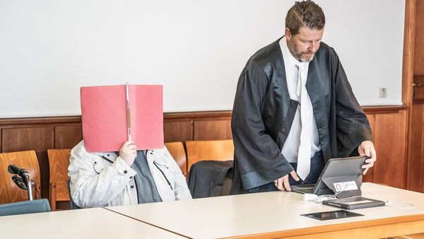Musiklehrer missbraucht Siebenjährige in Mülheim: Urteil gefallen