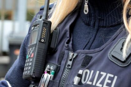 Trickdiebstahl in Voerde: Polizei bittet um Zeugenhinweise