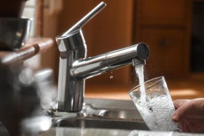 Wasserversorgung Hünxe: „Zocken die Gemeindewerke Mieter ab?“