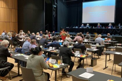 Weil Dinslaken sparen würde: Weniger Fraktionen im Stadtrat – Freie Liberale stellen Antrag