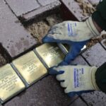 15 neue Stolpersteine in Dinslaken: Warum diese Verlegung so besonders war