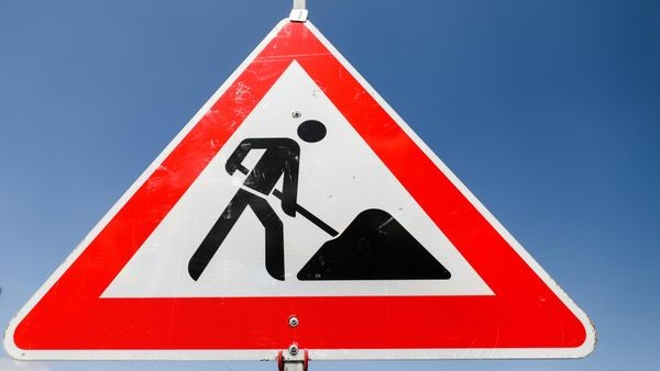 Arbeiten an Rohrleitungen: Hier müssen Fußgänger aufpassen