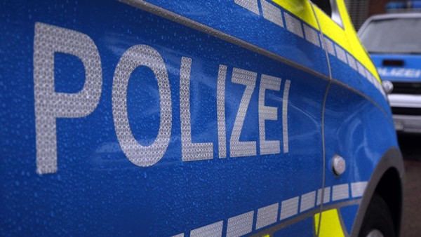 Dinslaken: „Falscher Mitarbeiter“ betrügt 91-Jährige