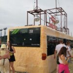 Schrottreif? Keineswegs – Hier sind alte Niag-Busse im Einsatz