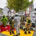 Übung der Feuerwehr Voerde: Unfall mit Gefahrguttransporter und ein Feuer im Rathaus