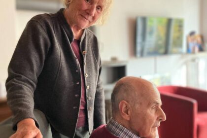 81-Jähriger nach Sturz in Dinslaken: „Um Danke zu sagen“ – wer hat Peter Langer geholfen?