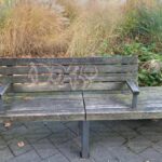 Abgeranzte Bänke in Dinslaken sorgen für Unmut: „nicht sehr einladend“