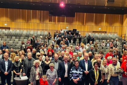 Ehrenamtspreis verliehen: „Ohne Ehrenamt funktioniert das Team Dinslaken nicht“