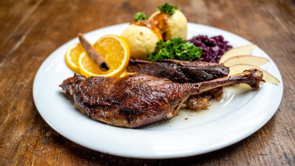 Gänse essen in Dinslaken, Voerde, Hünxe: Restaurants, Preise, Besonderheiten