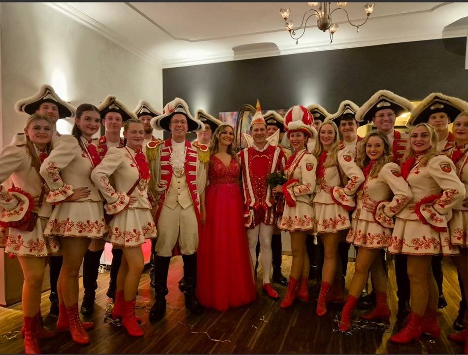 Geheimnis gelüftet: Dirk I. und Steffi I. regieren die Alt-Walsumer Jecken