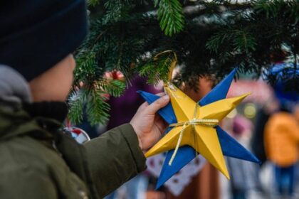 Gemeinsames Schmücken des Weihnachtsbaums in Voerde: Wann es losgeht