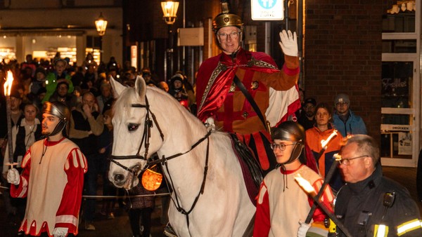Martinsfeier vom Heimatverein Dinslaken: Was Besuchern beim Zug gefehlt hat