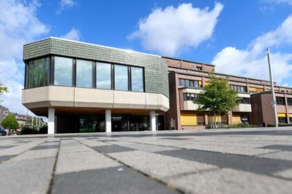 Neuer Stadtrat Voerde: Das sind die 42 Mitglieder plus Bürgermeister – mit Fotos