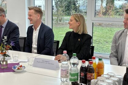 Notfallsanitäter-Schule in Moers: „Es geht darum, leben zu retten“