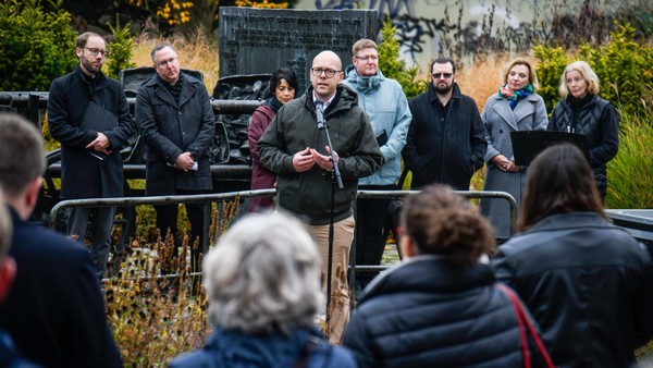 Pogromnacht: Schüler in Dinslaken erinnern an jüdisches Waisenhaus