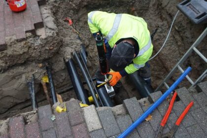 Stadtwerke Dinslaken informieren: Vielzahl kleiner Baugruben im Stadtgebiet – das ist der Grund