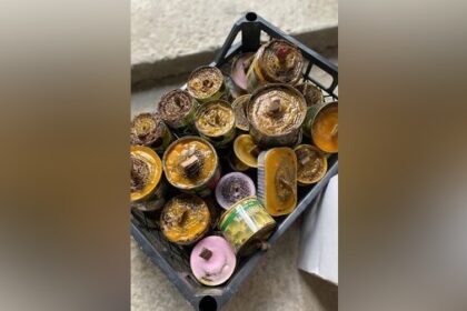 Trauriger Anlass: Warum in Dinslaken Kerzen für die Ukraine gesammelt werden