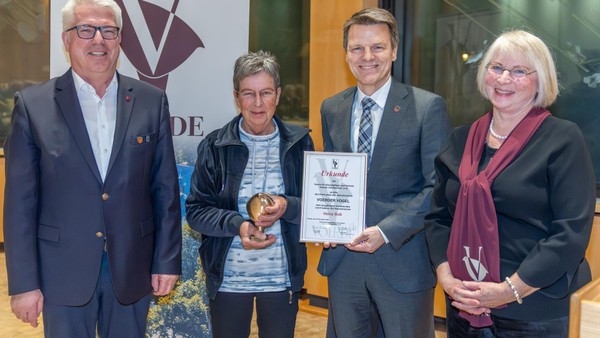 Voerder Vogel überreicht: Das ist der Preisträger der „Fetten Henne“