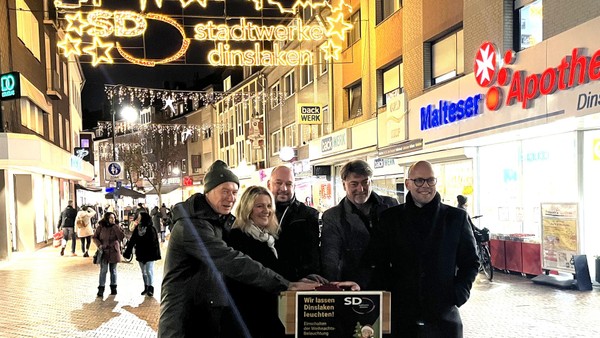 Weihnachtsbeleuchtung in der Dinslakener City: Das ist in diesem Jahr anders