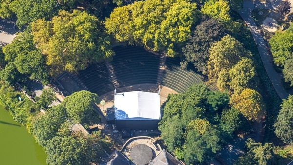 „Weihnachtssingen an der Burg“ in Dinslaken: Verlosung – so kann man mitmachen