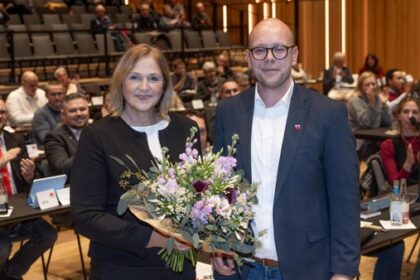 Abschied von Dinslakens Ex-Bürgermeisterin: Wessen Geschenk sie ausschlägt