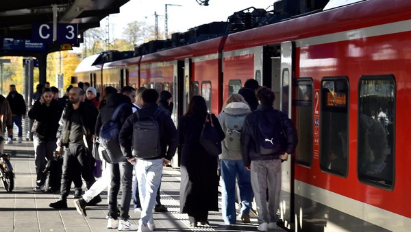 Bahnstrecke: Das sind die Sperrzeiten 2026 in Dinslaken und Voerde