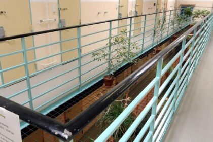 Demo vor JVA Dinslaken an Heiligabend - es geht um ein Staatsschutzverfahren