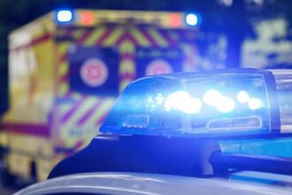 Dinslaken: Unfall mit vier Autos auf der A3 – zwölf Personen verletzt