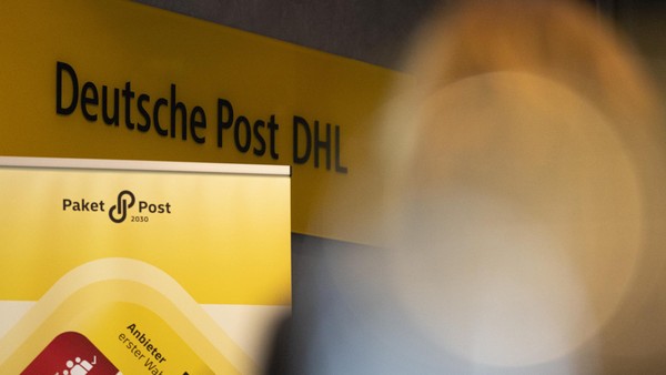 Dinslakener Post aus DHL-Wagen in Duisburg gestohlen? „Dreistigkeit“