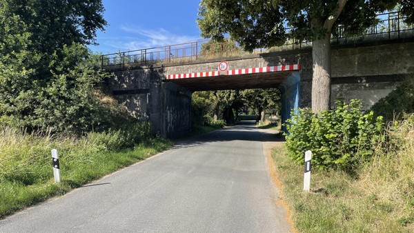 Emschertourismus in Dinslaken: „Blaues Wunder“ – aber nur eine Zufahrtstraße