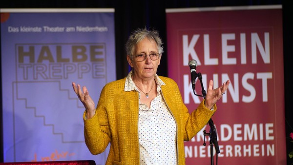 Geschasste Gleichstellungsbeauftragte Dinslaken: Erinnerung an Wahlversprechen