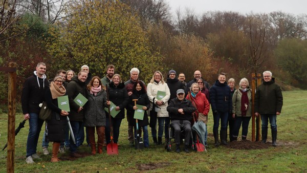 Hochzeitsweg Voerde: Paare können Erinnerungsbaum pflanzen - wie das geht