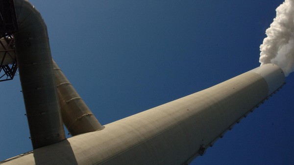 Kraftwerk Voerde: 20 Jahre war der Kamin eine Landmarke – nun wird er gesprengt