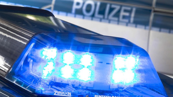 Mädchen (10) nach Unfall mit Radfahrer verletzt – Polizei Dinslaken sucht Zeugen