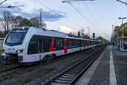 RE19 Oberhausen – Emmerich: Massive Probleme auf der Niederrhein-Strecke