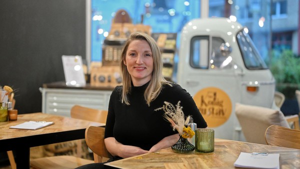 „Schweren Herzens“: Dinslakener Café-Inhaberin gibt auf – das ist der Grund