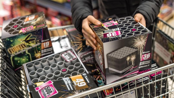 Silvester: Gefahr durch Billig-Böller - so erkennt man sicheres Feuerwerk