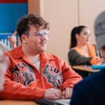 Urkomisch und erfolgreich: Dinslakener spielt in TV-Sitcom „Almania“