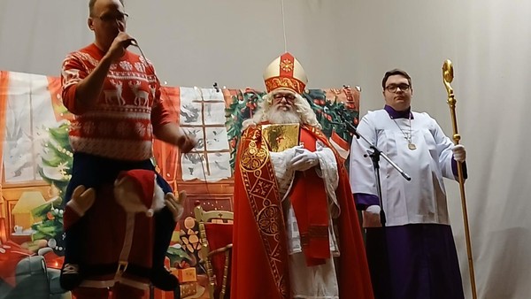 Wunderfinder Dinslaken feiern Weihnachten - und das erste Baby