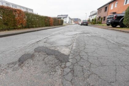 Anlieger zahlen nichts: Diese Beträge haben Dinslaken und Voerde vom Land erhalten