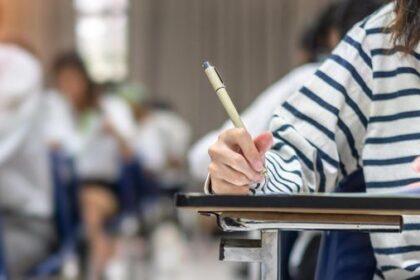 Anmeldung an weiterführenden Schulen: Dinslaken richtet Mailverteiler ein