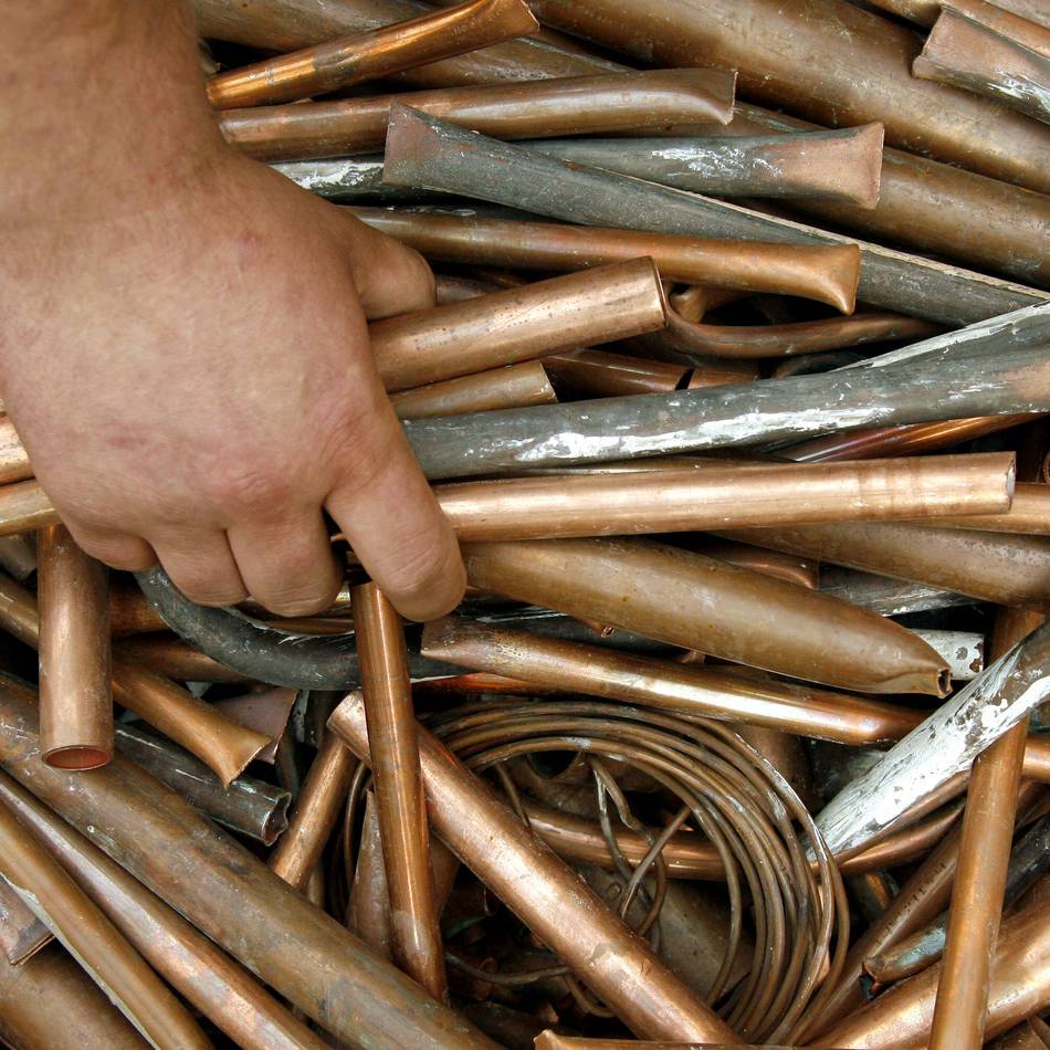 Beute in fünfstelliger Höhe: Diebe stehlen Kupferbleche am Voerder Friedhof