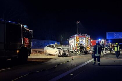 Feuerwehr Dinslaken ist jetzt auch für Autobahnen in Oberhausen zuständig