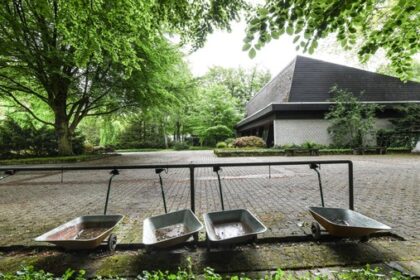 Friedhöfe: Dinslaken sucht Angehörige von Gräbern - sonst droht Einebnung