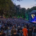 Hinschauen, hinhören, mitsingen - und dies bitte mit Respekt