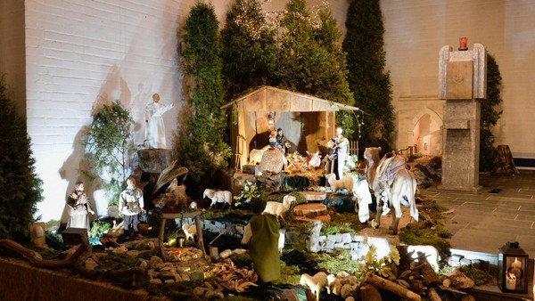 Krippenerfahrung 2026: Hier gibt es sogar eine Krippe mit einem Schäferhund