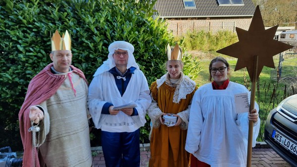 Ludger (57) aus Voerde ist Sternsinger: „Sonst stirbt es aus“